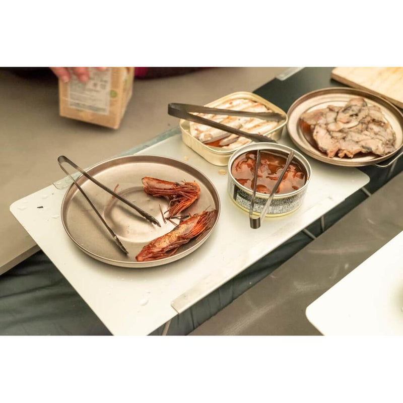 Load image into Gallery viewer, EVERNEW Aluminium Table – Fire By Evernew
