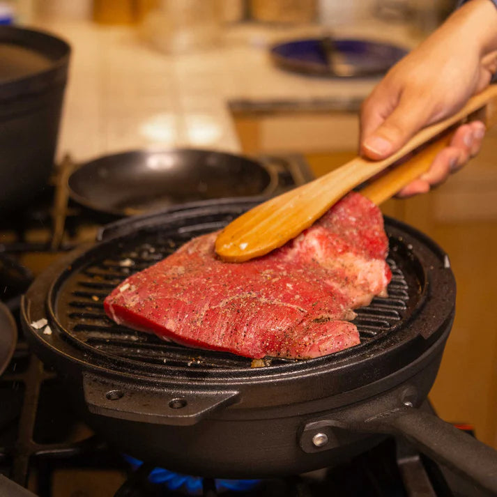 Load image into Gallery viewer, GSI Outdoors Guidecast 10" Cast Iron Cookset By GSI outdoors