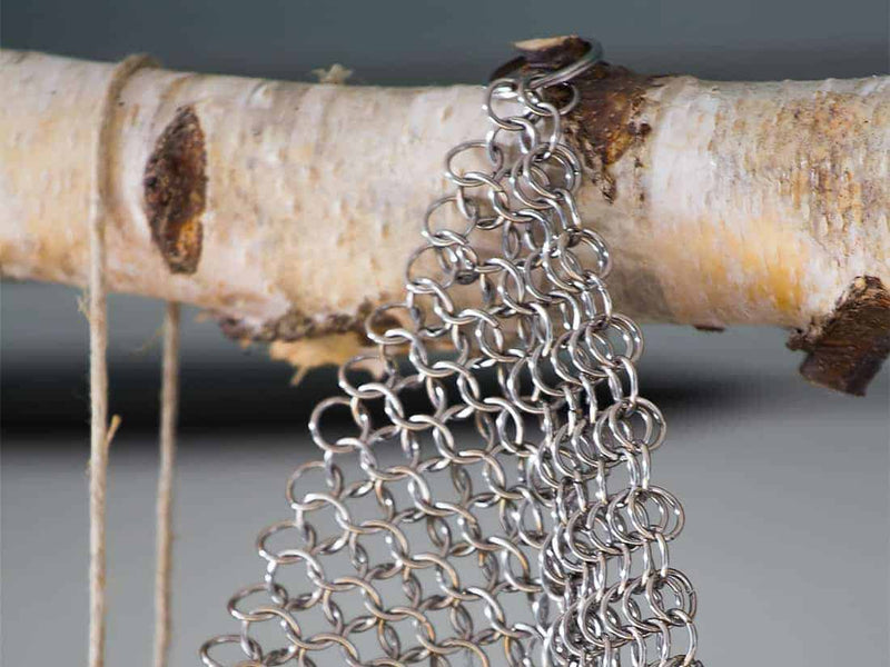 Load image into Gallery viewer, Petromax Chain Mail Cleaner For Cast And Wrought Iron By PetroMax