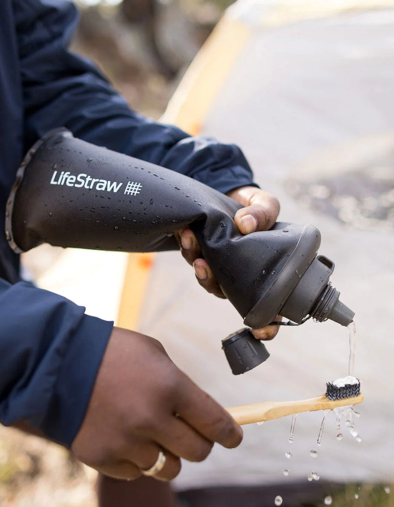 Load image into Gallery viewer, Lifestraw Peak Series Collapsible Squeeze bottle with Filter 650ML By LifeStraw
