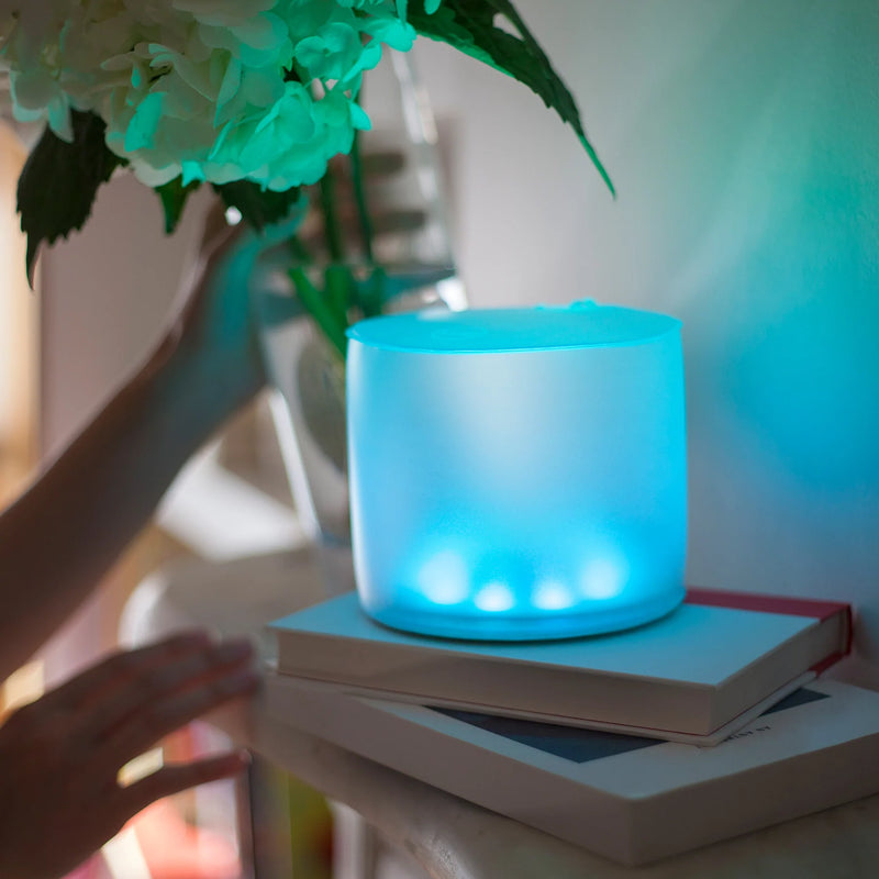 Load image into Gallery viewer, Luci Color Essence Inflatable Colour Changing Solar Light By MPowerd
