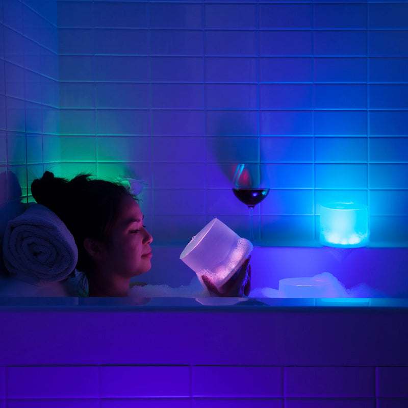 Load image into Gallery viewer, Luci Color Essence Inflatable Colour Changing Solar Light By MPowerd

