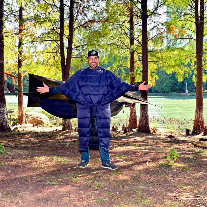 Load image into Gallery viewer, Onewind Hammock Topquilt Poncho (2 °C - 10 °C) - Large By Onewind Outdoors
