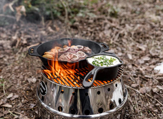Load image into Gallery viewer, Petromax Cast Iron Sauce Pot By Petromax
