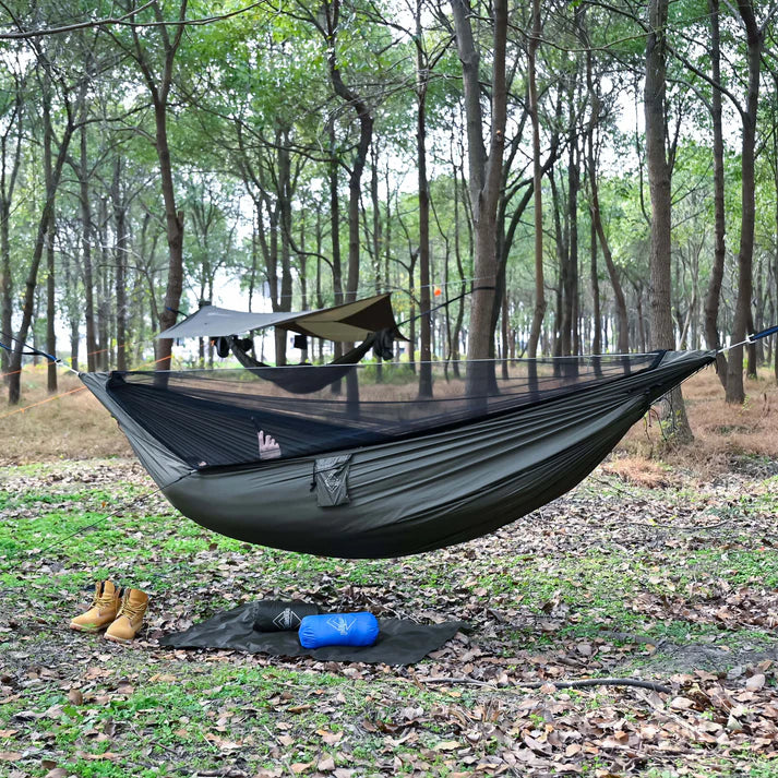 Load image into Gallery viewer, Onewind Hammock Underquilt Protector - Large (Green or Camo) By Onewind Outdoors
