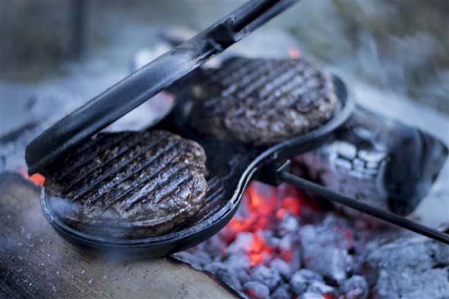 Load image into Gallery viewer, Petromax Burger Iron Cast Iron By PetroMax
