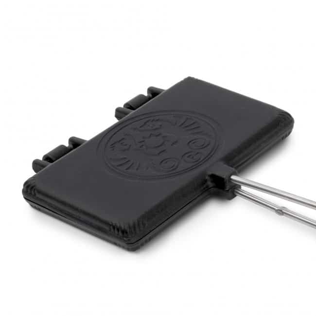 Load image into Gallery viewer, Petromax Cast Iron Waffle Iron (Short/Long) By PetroMax
